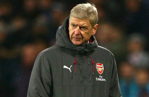 Wenger CHÍNH THỨC san bằng kỉ lục khủng của Sir Alex - Bóng Đá