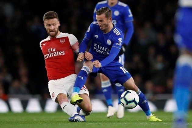 Sau trận thua Arsenal, sao Leicester bị cáo buộc xem thường fan - Bóng Đá