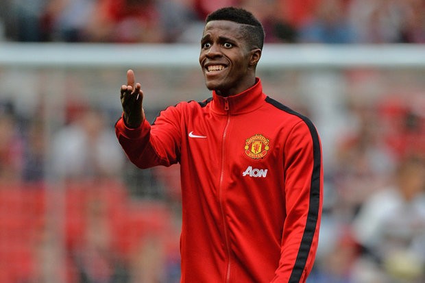 Ferdinand: Zaha phải rời Man Utd vì David Moyes - Bóng Đá
