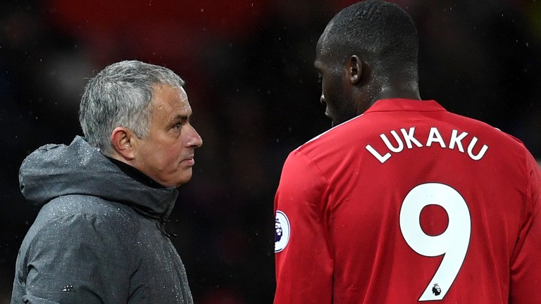 Man Utd đá đôi công với Man City là tự sát - Bóng Đá
