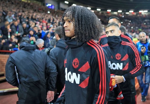 Tahith Chong khao khát khoác Man Utd - Bóng Đá