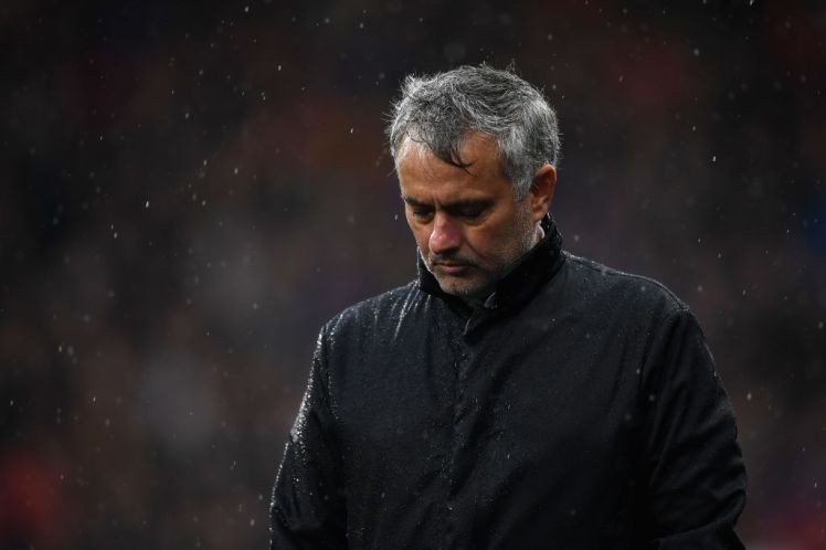 Man Utd thua thảm, lỗi ở Mourinho - Bóng Đá