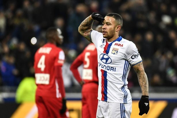 Điểm tin tối 14/10: Depay mơ khoác áo Real; M.U & Man City tranh sao trẻ - Bóng Đá