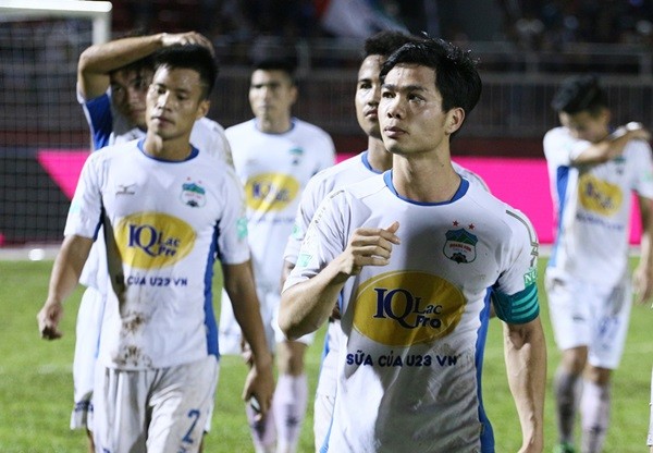 Cầu thủ Việt xuất ngoại và những rào cản đầu tiên - Bóng Đá
