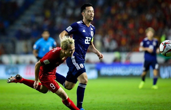 Xuân Trường tiếc nuối khi Văn Toàn bỏ lỡ cơ hội sút tung lưới Nhật Bản - Bóng Đá