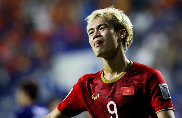 Xuân Trường tiếc nuối khi Văn Toàn bỏ lỡ cơ hội sút tung lưới Nhật Bản - Bóng Đá