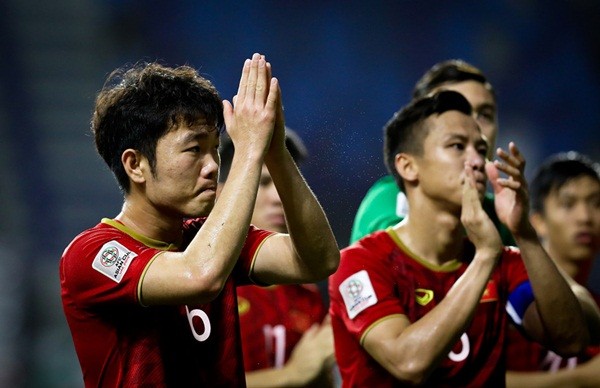 Xuân Trường tiếc nuối khi Văn Toàn bỏ lỡ cơ hội sút tung lưới Nhật Bản - Bóng Đá