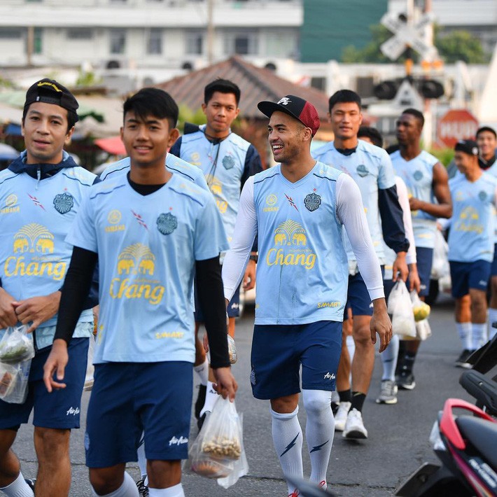 Buriram tập luyện kiểu 