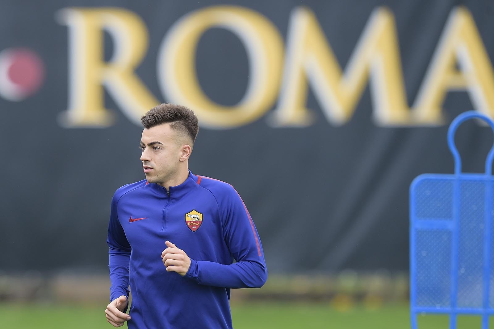 Roma tập luyện - Bóng Đá