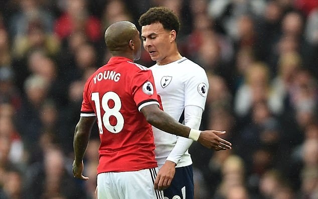 TIẾT LỘ lý do Dele Alli bị Ashley Young dằn mặt - Bóng Đá