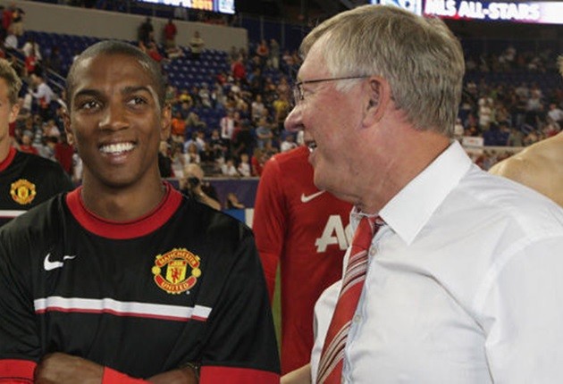 I almost felt that Sir Alex had returned' - Young hails Solskjaer for immediate impact - Bóng Đá