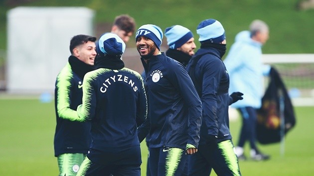 Man City tập  - Bóng Đá