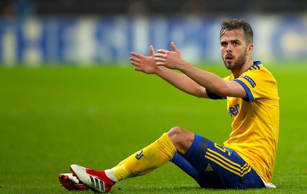 CHÍNH THỨC: Pjanic - Bóng Đá