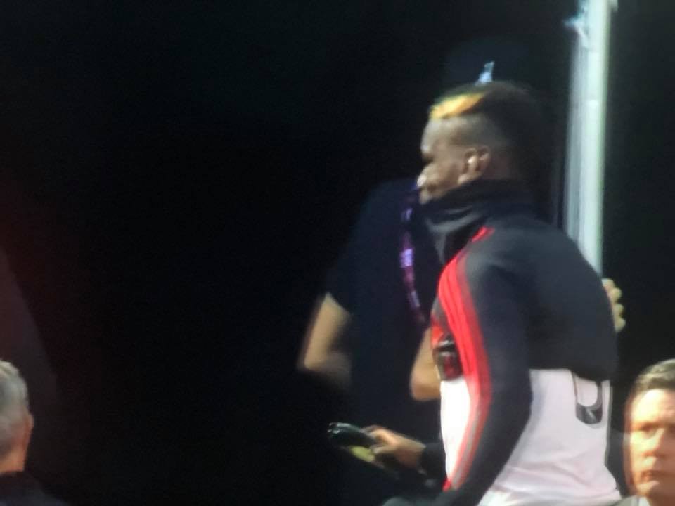 Pogba cười thầm đá đểu Mourinho? - Bóng Đá