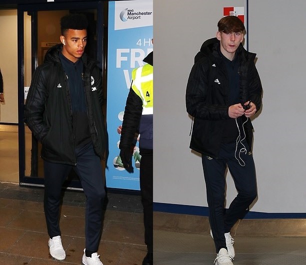 Ảnh Man United trở lại Manchester - Bóng Đá