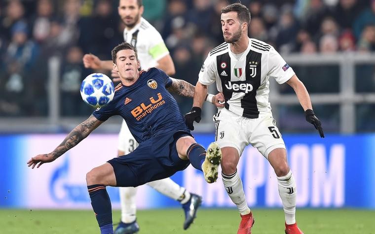 Chuyển nhượng 04/12: M.U có hàng hot nhờ Ronaldo; Real đón tân binh đầu tiên - Bóng Đá