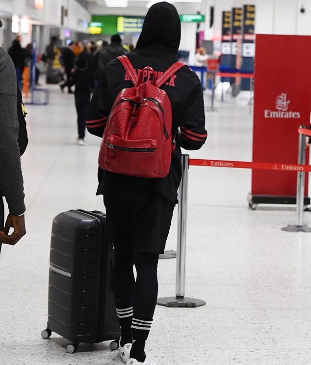 Pogba đã trở lại sau cúp đạp thô bạo của Shelvey - Bóng Đá