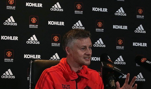 Solskjaer giữ lời hứa, hàng loạt 'măng non' xuất hiện trên sân tập Man Utd - Bóng Đá