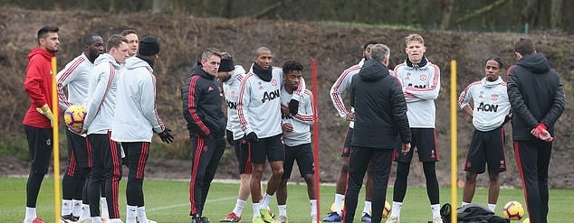 Solskjaer giữ lời hứa, hàng loạt 'măng non' xuất hiện trên sân tập Man Utd - Bóng Đá