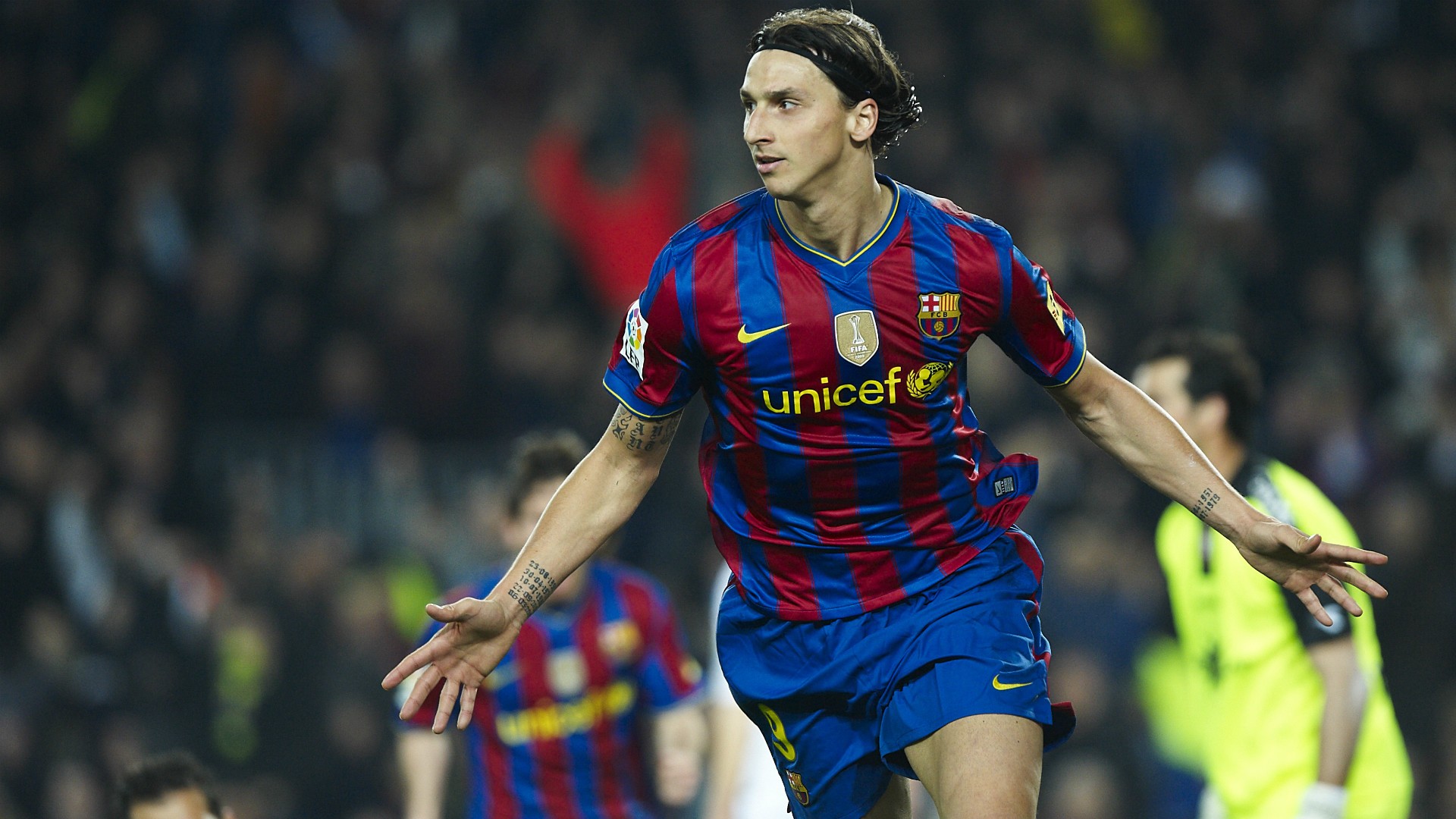 Van Dijk và những bản hợp đồng đắt giá nhất lịch sử - Bóng Đá
