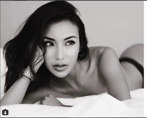 Han Melanie - Bông hồng Trung Quốc 'thẻ thính' tuyển Bỉ - Bóng Đá