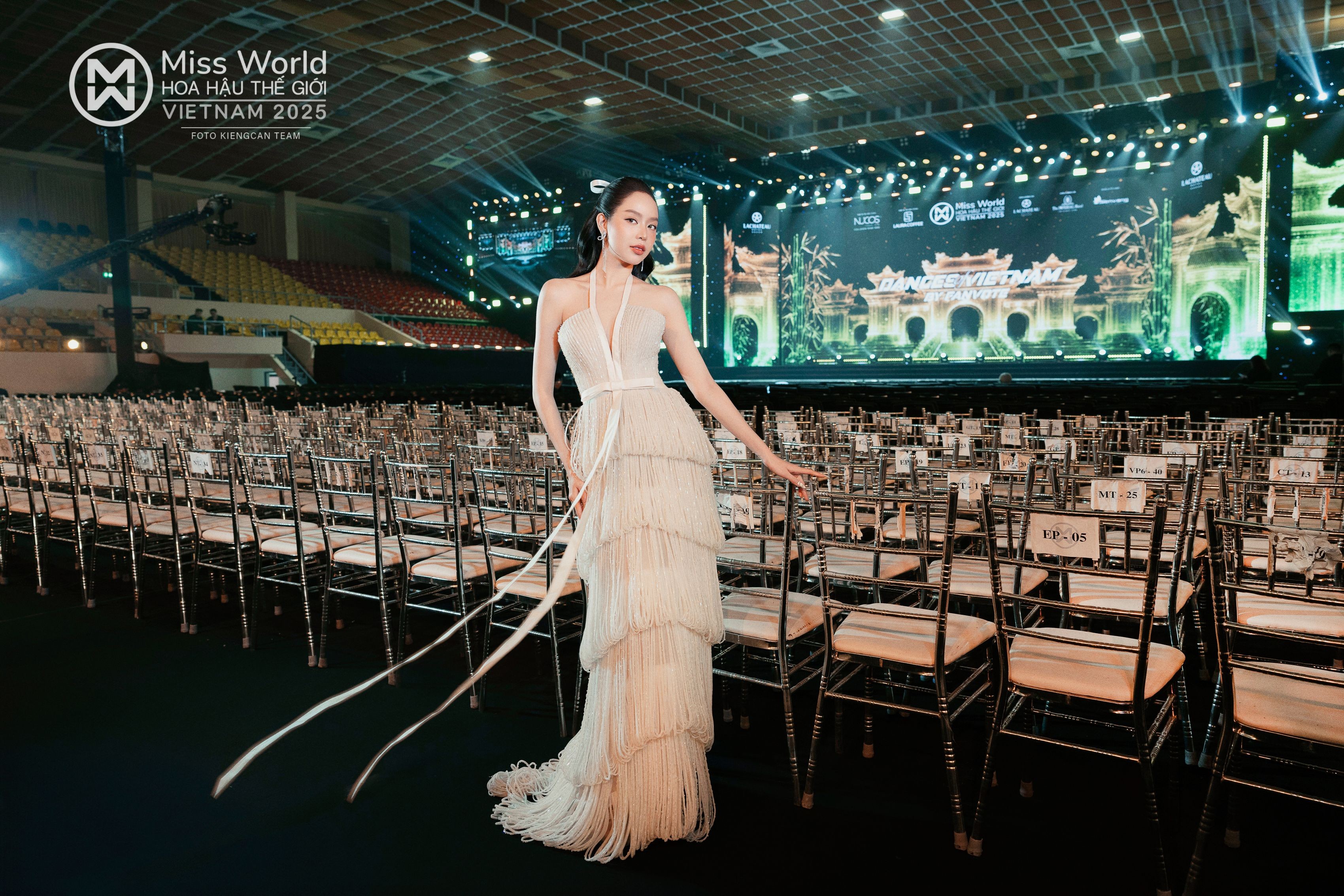 0938MISS WORLD VN 26 FOTO KIENGCAN.jpeg