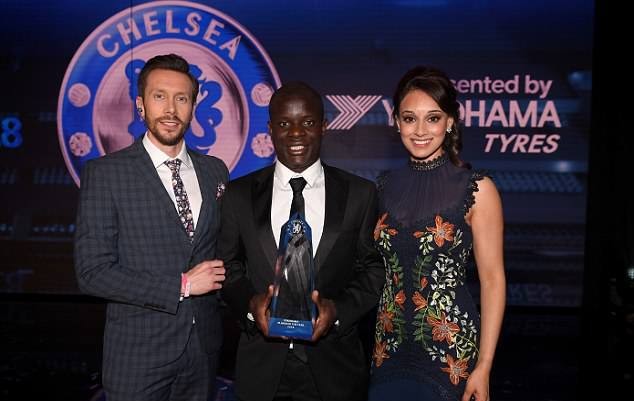 Gala trao giải cuối năm của Chelsea: Willian giành cú đúp giải thưởng - Bóng Đá