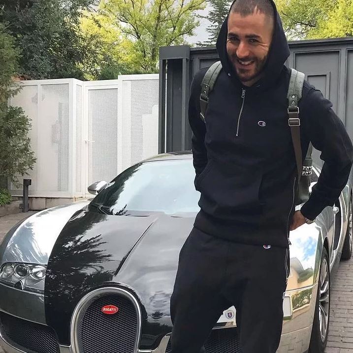 CHÍNH THỨC: Steven N'Zonzi đến Roma, khoe số áo lạ - Bóng Đá
