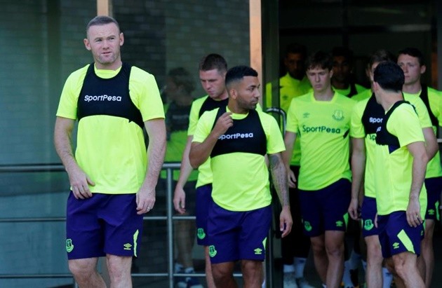 Rooney tập luyện hăng say trước trận ra mắt - Bóng Đá