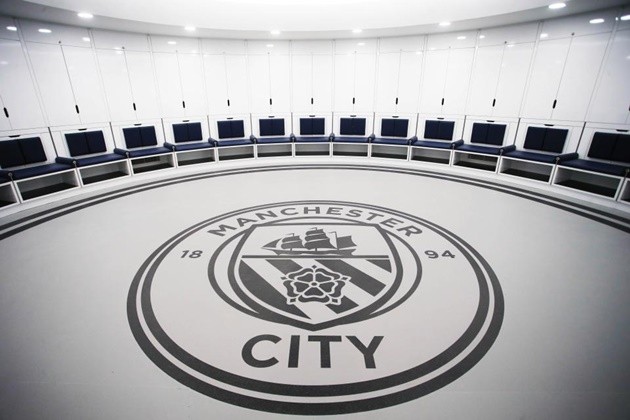 Pep uống cà phê thư giãn trước khi dẫn đội bay đến Brighton - Bóng Đá