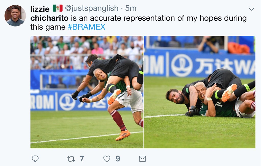 Sau Neymar, đến lượt mái tóc 'tắc kè hoa' của Chicharito bị chế giễu - Bóng Đá