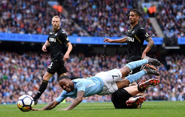 10 cầu thủ khoác áo ĐTQG nhiều nhất: Buffon chỉ xếp thứ 5 - Bóng Đá