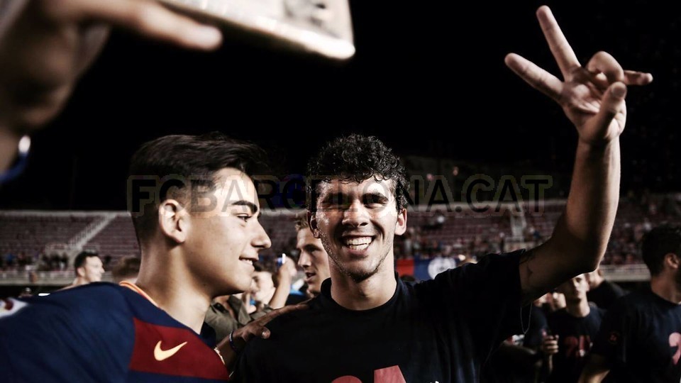 ảnh barca B thăng hạng sedunga - Bóng Đá