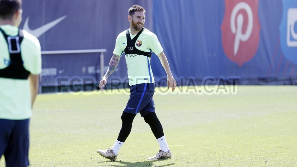 barca tập luyện - Bóng Đá