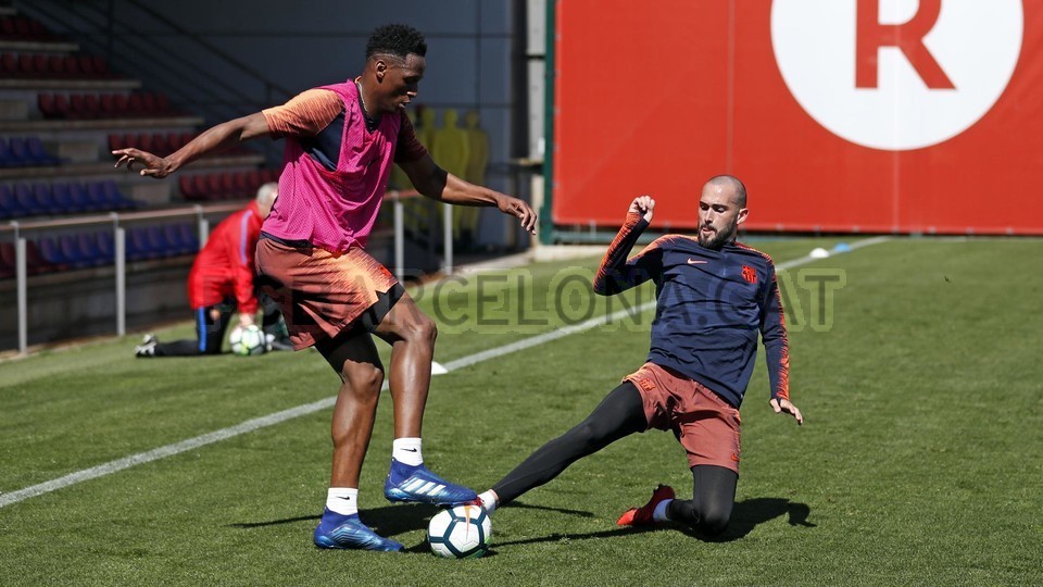 barca tập luyện - Bóng Đá