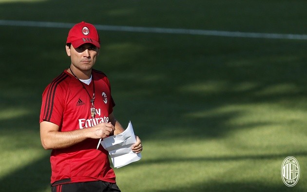 Chán đá bóng, Montella cho toàn đội tập boxing - Bóng Đá