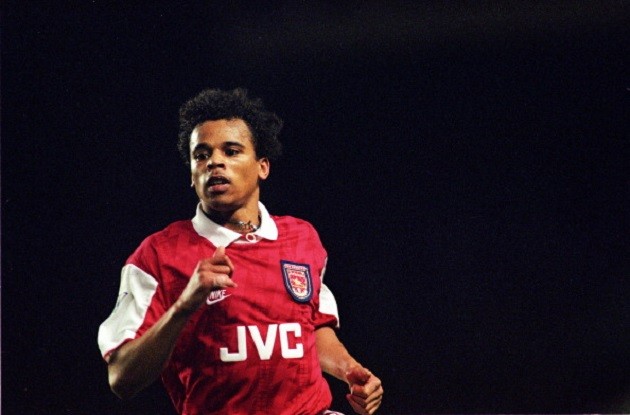 Lần cuối cùng Arsenal đứng dưới Tottenham, họ đã chơi đội hình nào? - Bóng Đá