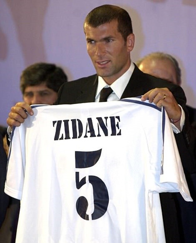Chủ tịch Perez sầu thảm trong ngày Zidane từ chức - Bóng Đá