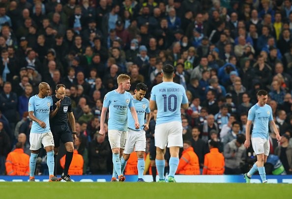 Sau tất cả, Fabregas kết hôn với 'mẹ của 3 đứa con' - Bóng Đá