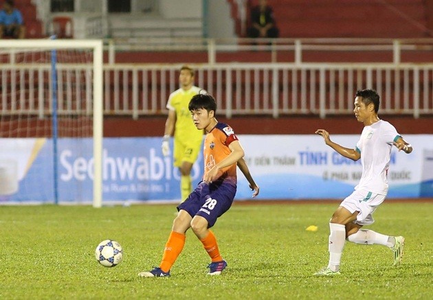 Thua trận, Unai Emery vẫn thành công khi trình làng 
