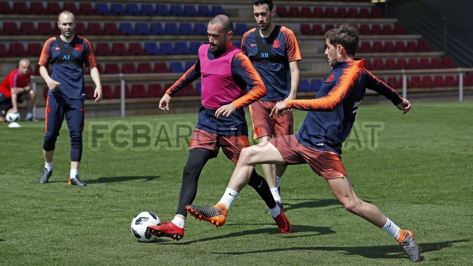 barca tập luyện - Bóng Đá