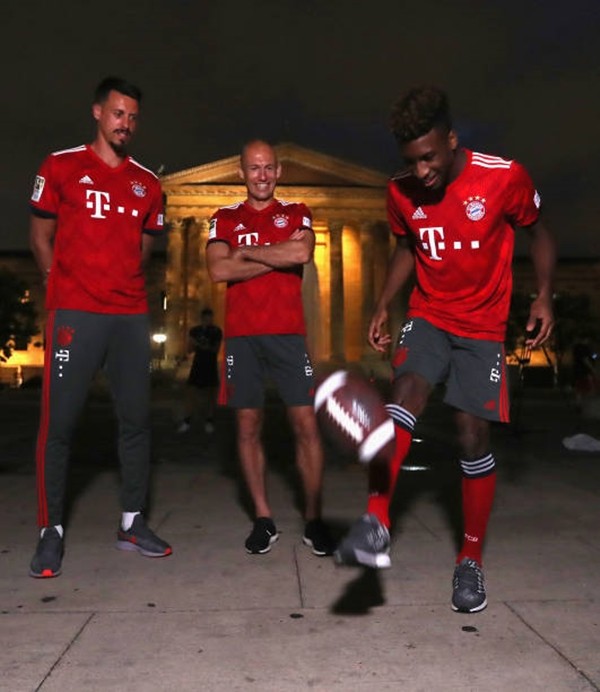 Tâng bóng buổi tối, thú vui của Robben, Coman, Wagner? - Bóng Đá