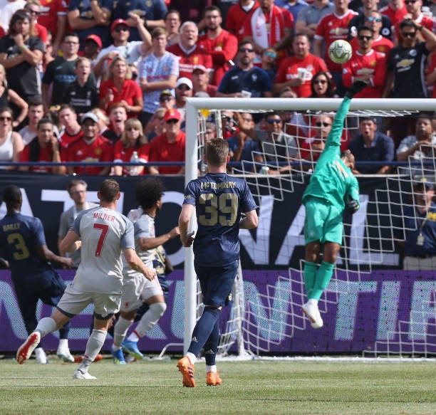 TRỰC TIẾP Man United 0-0 Liverpool: Salah thử tài Lee Grant (H1) - Bóng Đá