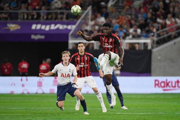 Đánh bại Milan, Tottenham phế truất ngôi đầu của Dortmund - Bóng Đá