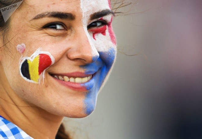 Những khoảnh khắc đáng yêu của các fan nữ xinh đẹp tại World Cup 2018 - Bóng Đá