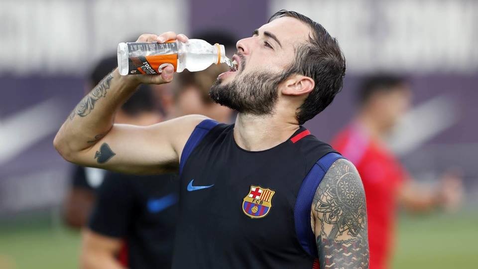 MSN góp mặt trên sân tập, Barca sẵn sàng cho chuyến du đấu - Bóng Đá