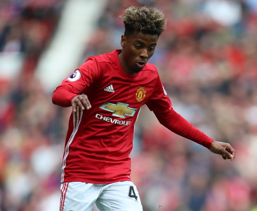 Đội hình vĩ đại nhất M.U được Phil Jones bình chọn:  - Bóng Đá
