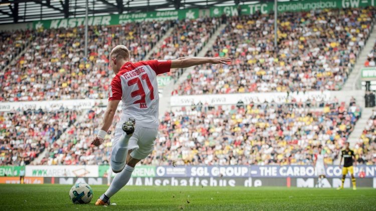 Philipp Max, mục tiêu hay hơn Lahm của Man United là ai? - Bóng Đá