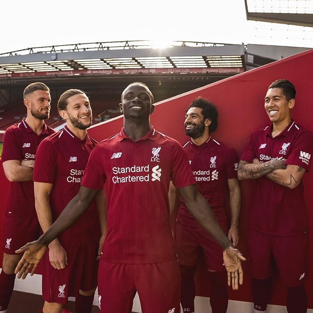 Liverpool công bố mẫu áo mới - Bóng Đá