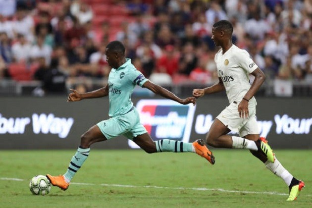 Ghi 2 bàn trong 4 phút, Lacazette chiếm trọn niềm tin của Emery - Bóng Đá